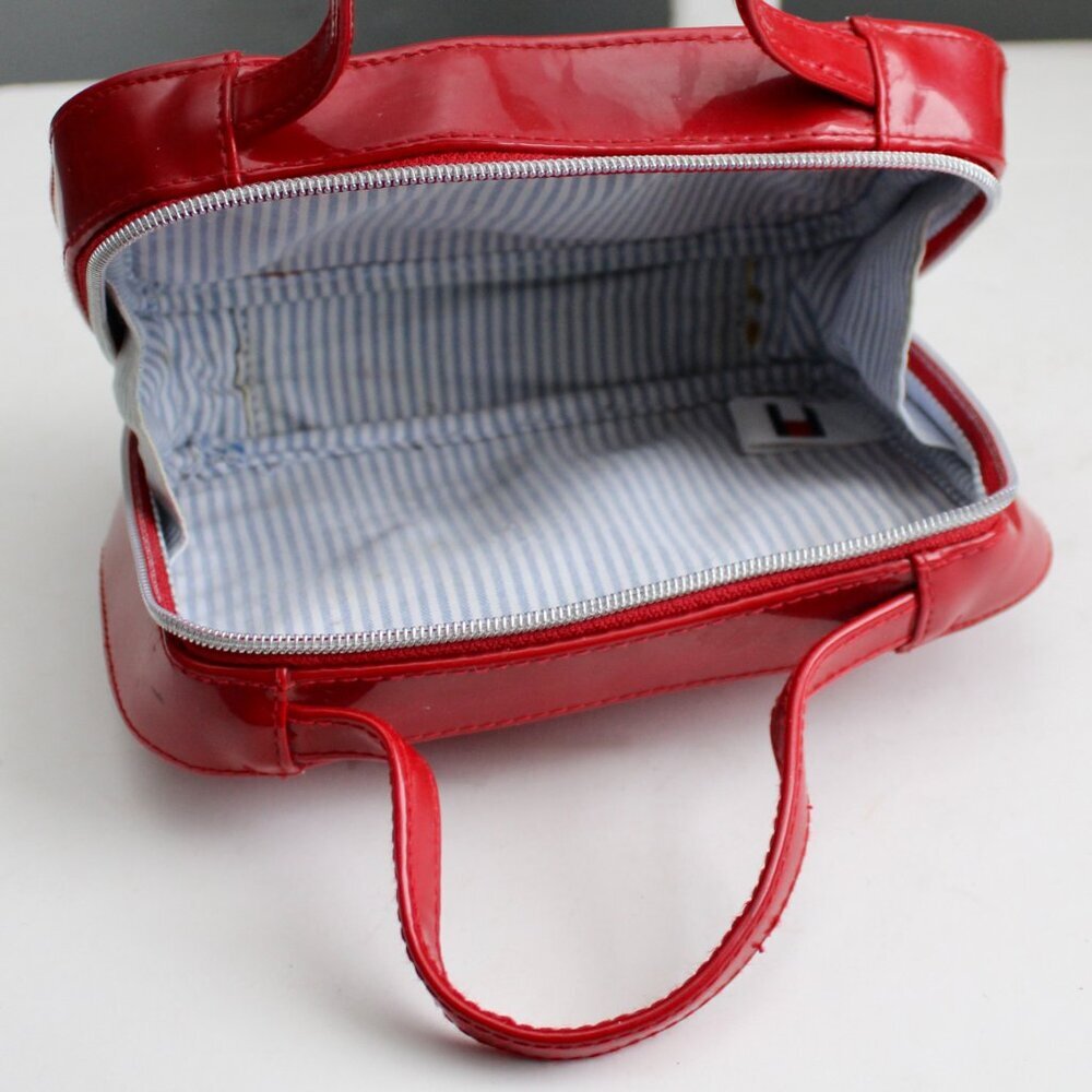 Tommy Hilfiger Vintage Y2K Red PVC 2D Heart Mini Boxy Hand Bag - Picture 5 of 6